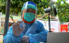 apakah-ada-efek-samping-vaksin-covid19