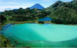 telaga-warna-pesona-alam-yang-menakjubkan