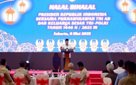 hadiri-halalbihalal-purnawirawan-tni-ad-dan-keluarga-besar-tni-polri-presiden-prabowo-ajak-jaga-persatuan-bangsa