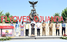 presiden-jokowi-resmikan-flyover-djuanda-dan-9-jembatan-calendar-hamilton-di-jawa-timur