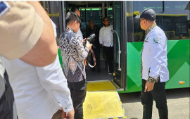 bus-salawat-permudah-jemaah-haji-lansia-dan-disabilitas