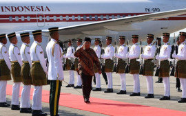 presiden-prabowo-lakukan-kunjungan-ke-malaysia-dan-bertemu-pm-anwar-ibrahim