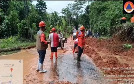 1-071-jiwa-terdampak-serta-615-jiwa-mengungsi-akibat-banjir-dan-longsor-landa-minahasa-utara