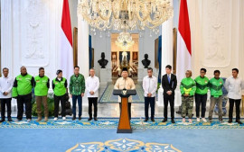 presiden-prabowo-umumkan-kebijakan-thr-serta-bonus-lebaran-bagi-pekerja-dan-pengemudi-online