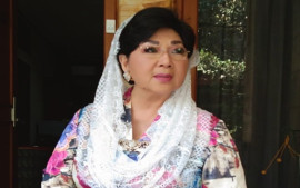 penyani-legendaris-eyang-titiek-puspa-meninggal-dunia