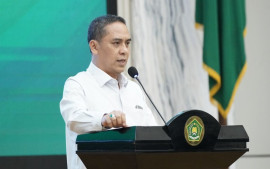 kemenag-dan-baznas-luncurkan-program-mlb-untuk-1-000-madrasah