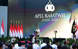presiden-prabowo-subianto-hadiri-apel-kasatwil-di-akpol-jawa-tengah