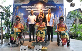 kunjungan-dirut-pertamina-ke-desa-energi-berdikari-di-bali