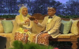 kisah-sakral-pernikahan-maulana-akbar-putri-karlina-yang-penuh-makna-budaya