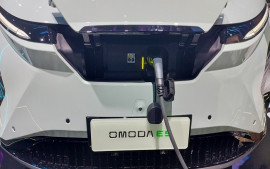 baterainya-chery-omoda-e5-bisa-sebagai-sumber-energi-portable