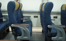 kereta-eksekutif-dan-ekonomi-stainless-steel-mulai-digunakan-oleh-ka-lodaya-per-1-mei-2024