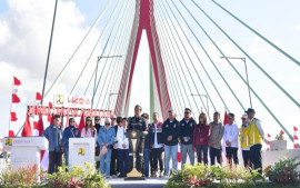 presiden-jokowi-resmikan-jembatan-pulau-balang-di-provinsi-kalimantan-timur