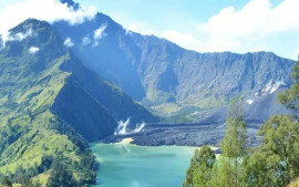 3-rekomendasi-danau-terindah-di-indonesia-yang-wajib-dikunjungi